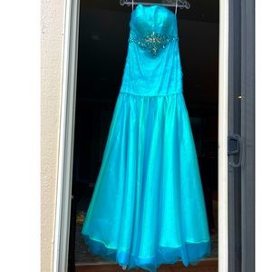 Prom/homecoming mermaid dress